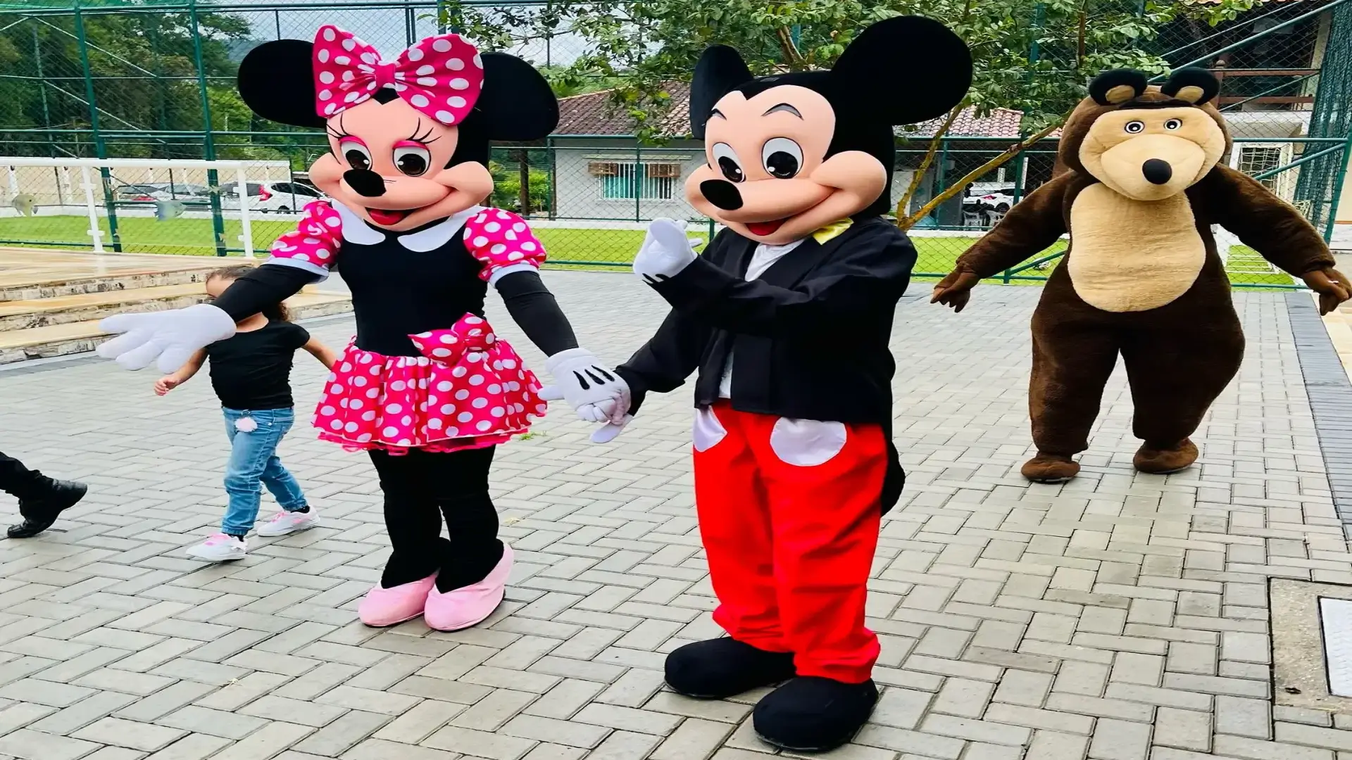 Mickey e Minnie: Animando o Seu Evento